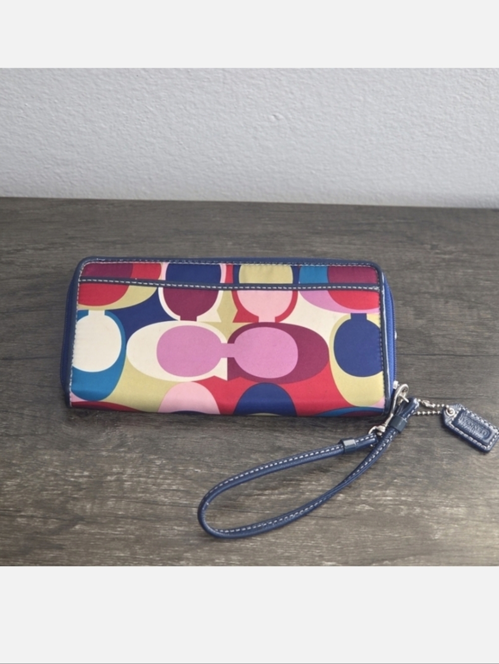 Coach Multicolor Signature C Wristlet Wallet - Picture 2 of 12